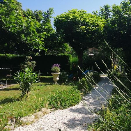 La Mirabelle-Casteil Country House Exterior photo