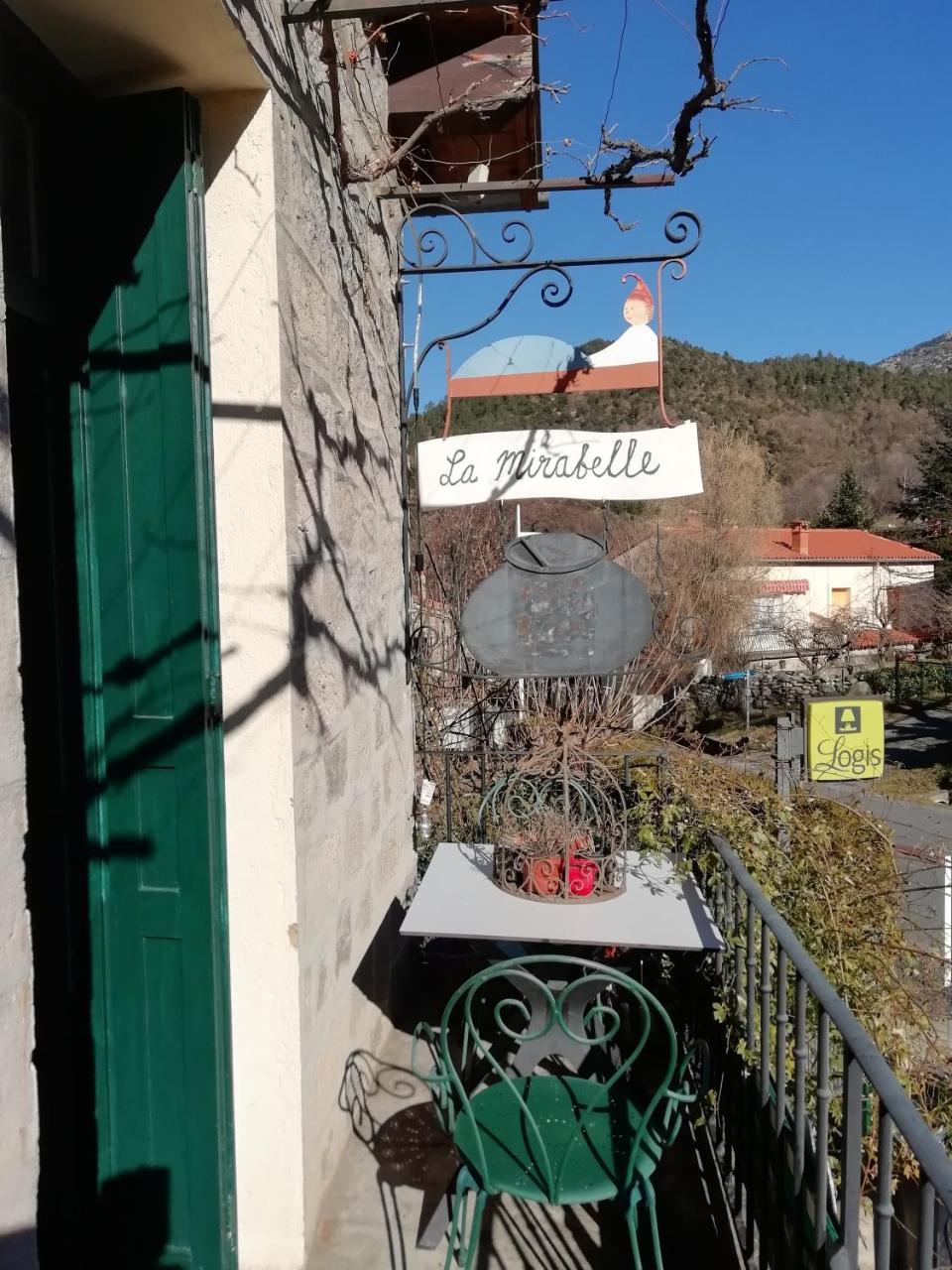 La Mirabelle-Casteil Country House Exterior photo